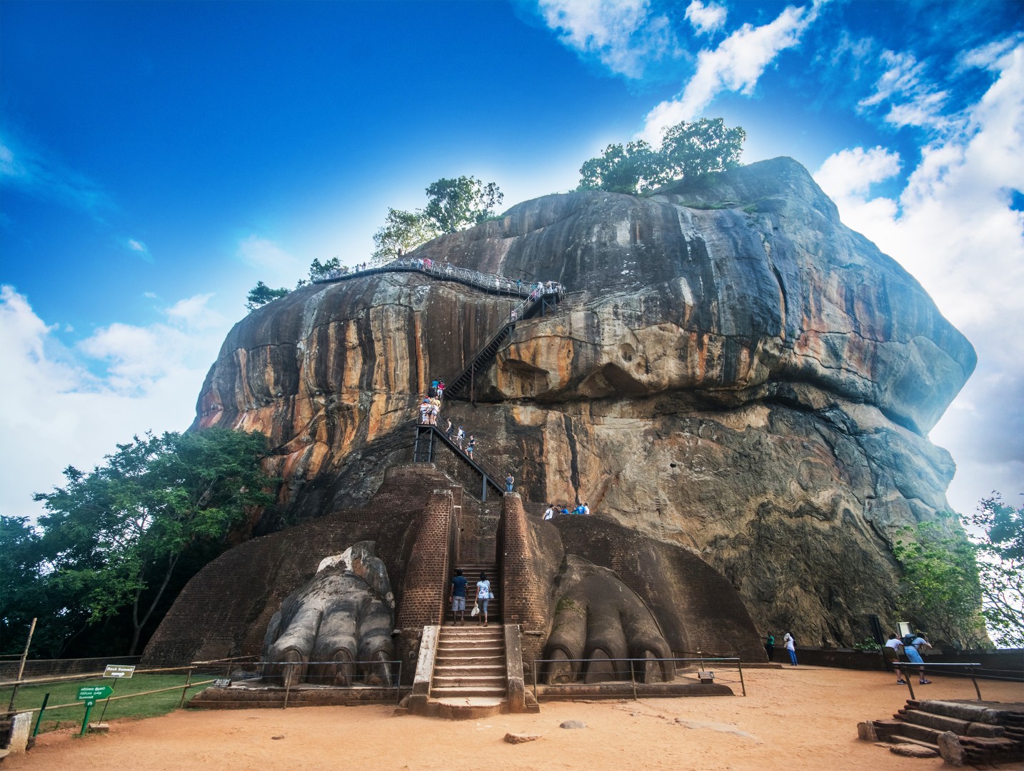 Dambulla and Sigiriya Day Tour